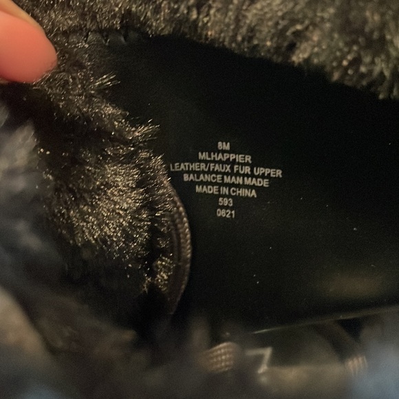 Size 8M Marc Fisher gray boots - Picture 3 of 3